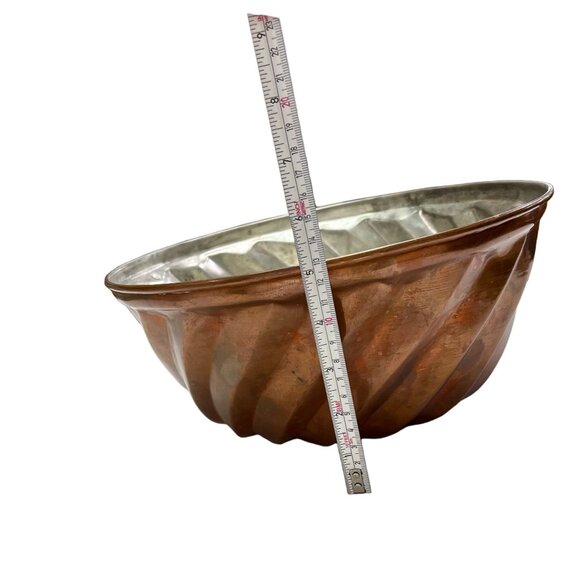 Vintage Copper Bundt Cake Pan Tin Lined Round with Hanging Hook 12” x 5” - Picture 10 of 10